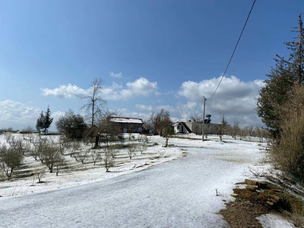 Konya yolundaki çiftçileri don ve selden sonra dolu vurdu 4